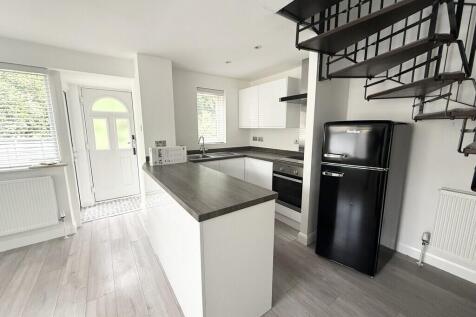 Daisy Mead, Waterlooville photo 3