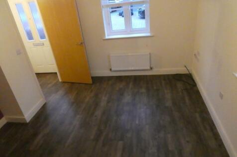 Northwick Close, Great Denham, MK40 photo 3