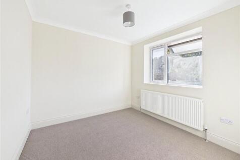 Shernhall Street, Walthamstow, E17 photo 4