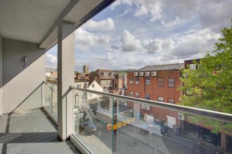 Flat 13, 17-19 Frogmoor, HP13 5DQ-10.jpg