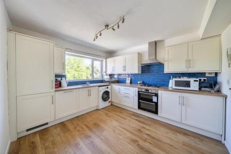 Sycamore Road - Kitchen.jpg