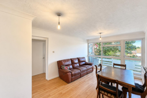 The Gables, Heston Road, Heston, TW5 photo 3