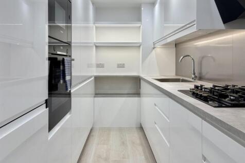 692ec5c9fef2ec64ae50e798_3fe50b971da1bcc9abbccf2b0