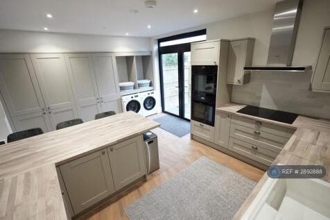 Lynwood Road, Redhill, RH1 photo 4