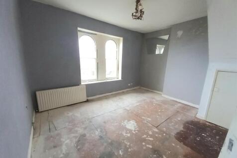 14 Kipling Court L Room.jpg