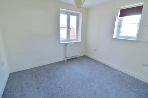 Woodlands Catherine Road, Benfleet, SS7 photo 3