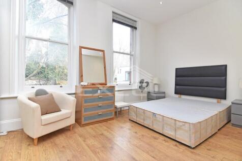 Finchley Road, Hampstead, London NW3 5HS photo 3