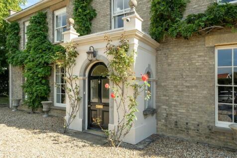 1440px-The Old Re...