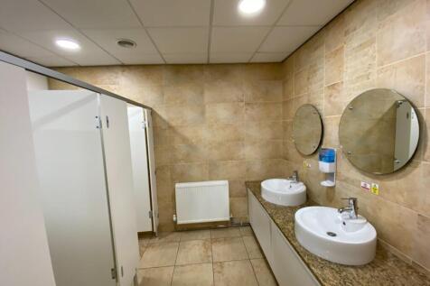 Bathroom.jpeg