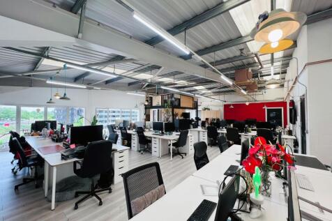 1 Office 5.jpg