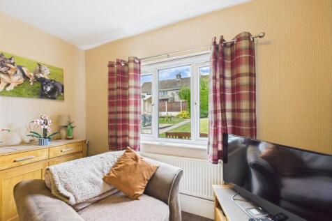 Lounge / Dining Room