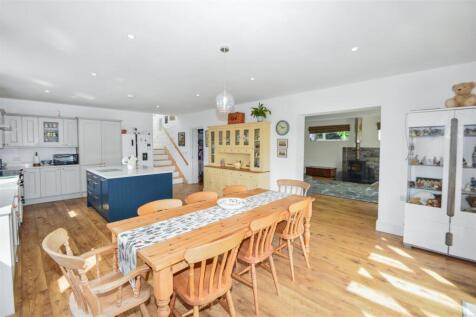 Damson Barn Kitchen Dining Room