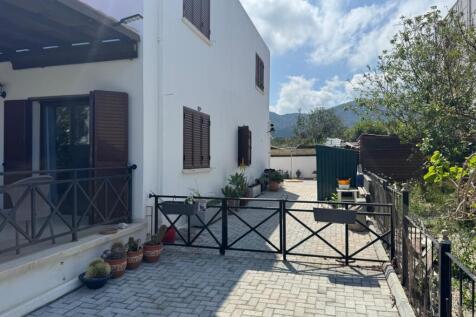 Detached 3 Bedroom Villa on Gated Community with Communal Pool Image 81 2