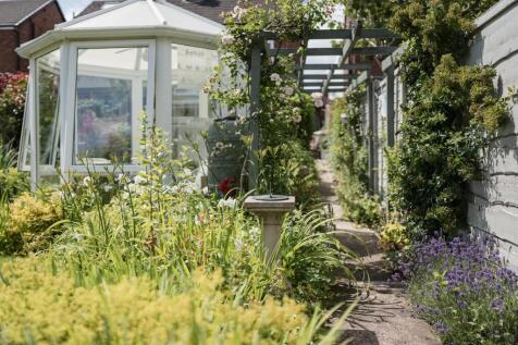GARDEN-1037.jpg