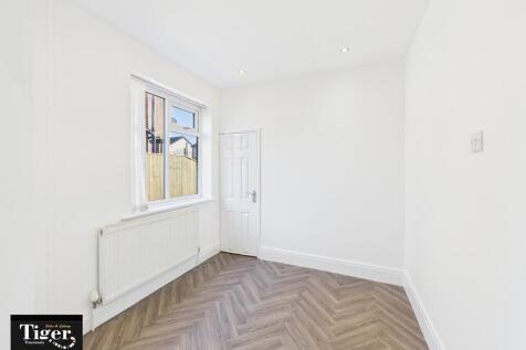 CAM03440G0-PR0489...