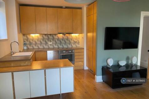Chadwick Road, London, SE15 photo 3