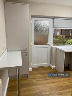 Pinewood Road, Iver Heath, SL0 photo 5