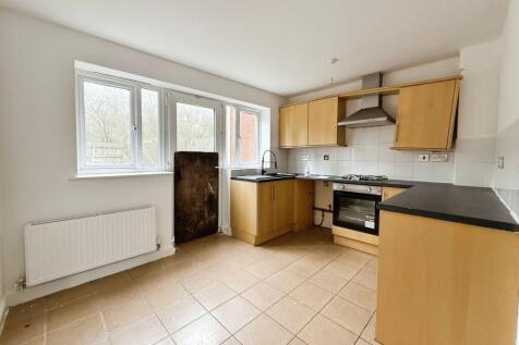 Lodge Court, Donnington Wood, TF2 photo 4