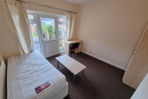43 Radford Road, Leamington Spa photo 5