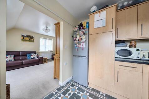 1374872-8-6908a04...