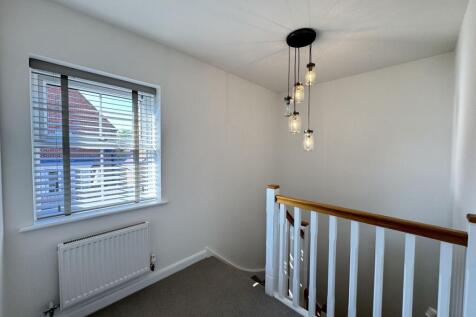 Ruthyn Close, Ashby-de-la-Zouch, LE65 photo 4