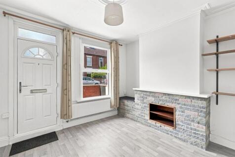 108-CaernarvonRoad-009.jpg