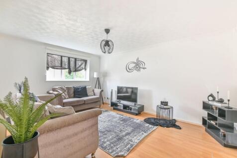 Click to visit Rightmove listing