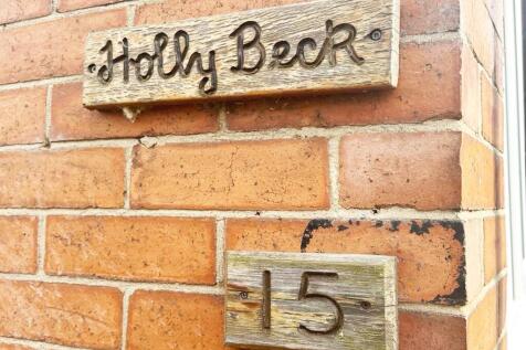 Holly Beck, Monk Bridge Terrace, Meanwood, Leeds, West Yorkshire photo 3