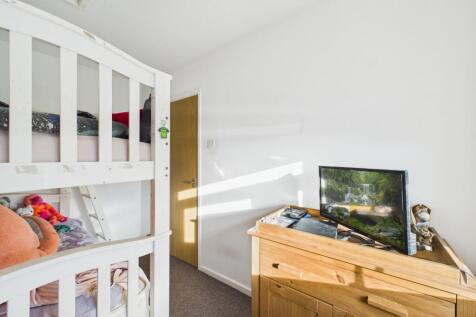 CAM02023G0-PR0186-STILL008