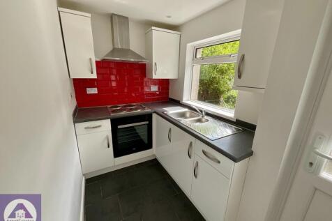 Vivian Street, Abertillery photo 3