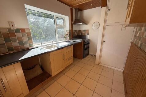 Birchinlee Avenue, Royton photo 4