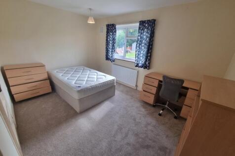 14 St Margarets Road, Leamington Spa photo 5