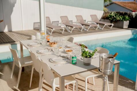 Fantastic house with perfect sea views and rental license in Alcanada