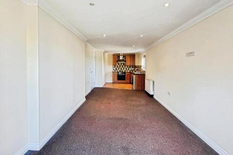 St Andrews Court Calcutta Road, Tilbury, RM18 photo 3