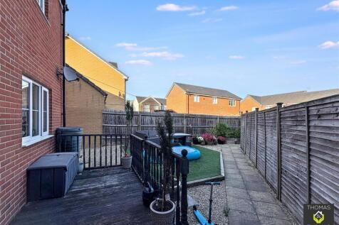 Property Image 8