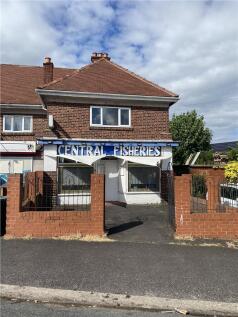 Retail Property (out of town) for sale Image 9