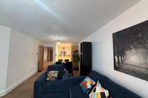 Lounge/Kitchen