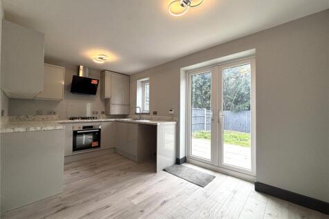 Lyme Clough Way, Middleton, Manchester, Greater Manchester, M24 photo 4