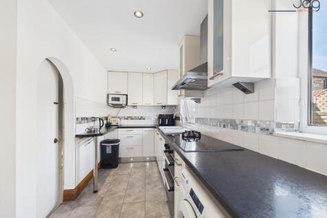 Open Plan Kitchen Diner with WC
