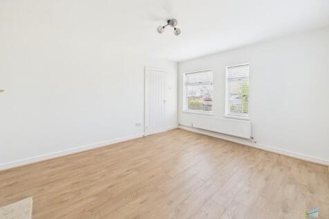 New Hey Road, Woodchurch photo 4