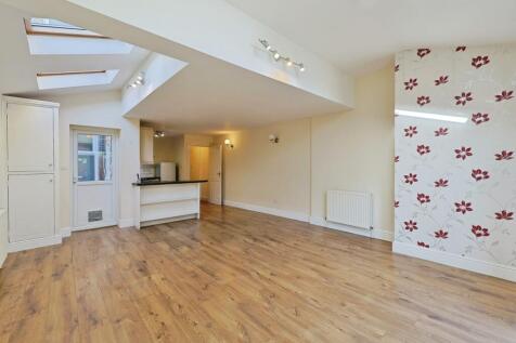 Kitchen/Reception