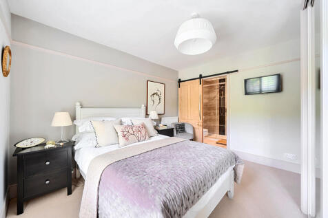 1354535-9-68c445b...