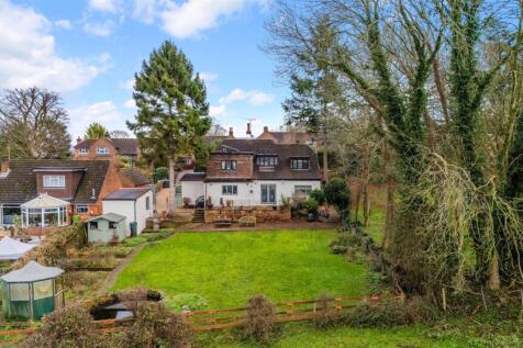 WOODPLACE LANE, 76 DRONE  (8).jpg