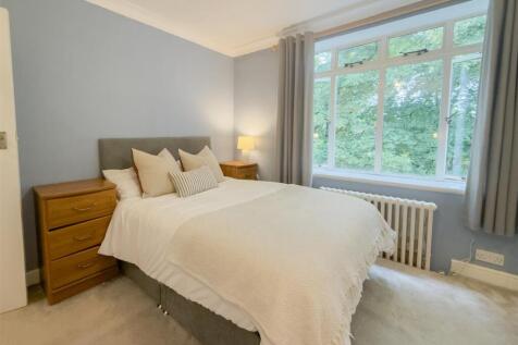 2 Bedroom Flat in M14 6HY