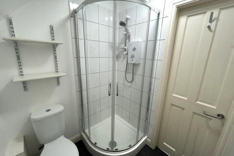 21 Maud Avenue, Leeds, West Yorkshire, LS11 photo 3