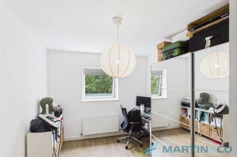 CAM02145G0-PR0071...