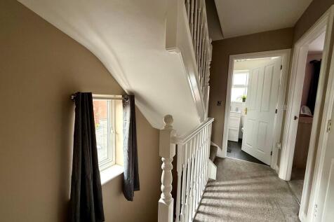 43 king road land...