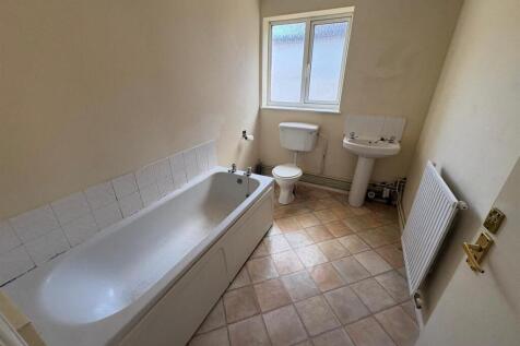 COWPER STREET - THE MOUNTS - NN1 photo 4