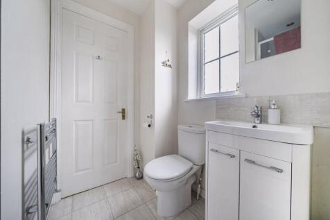 Jack &amp; Jill En Suite