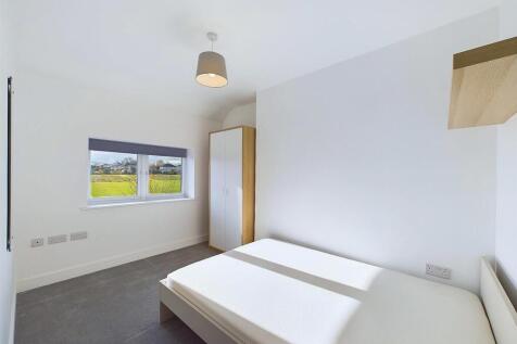 12 - 6 Bed HMO Filton.jpg